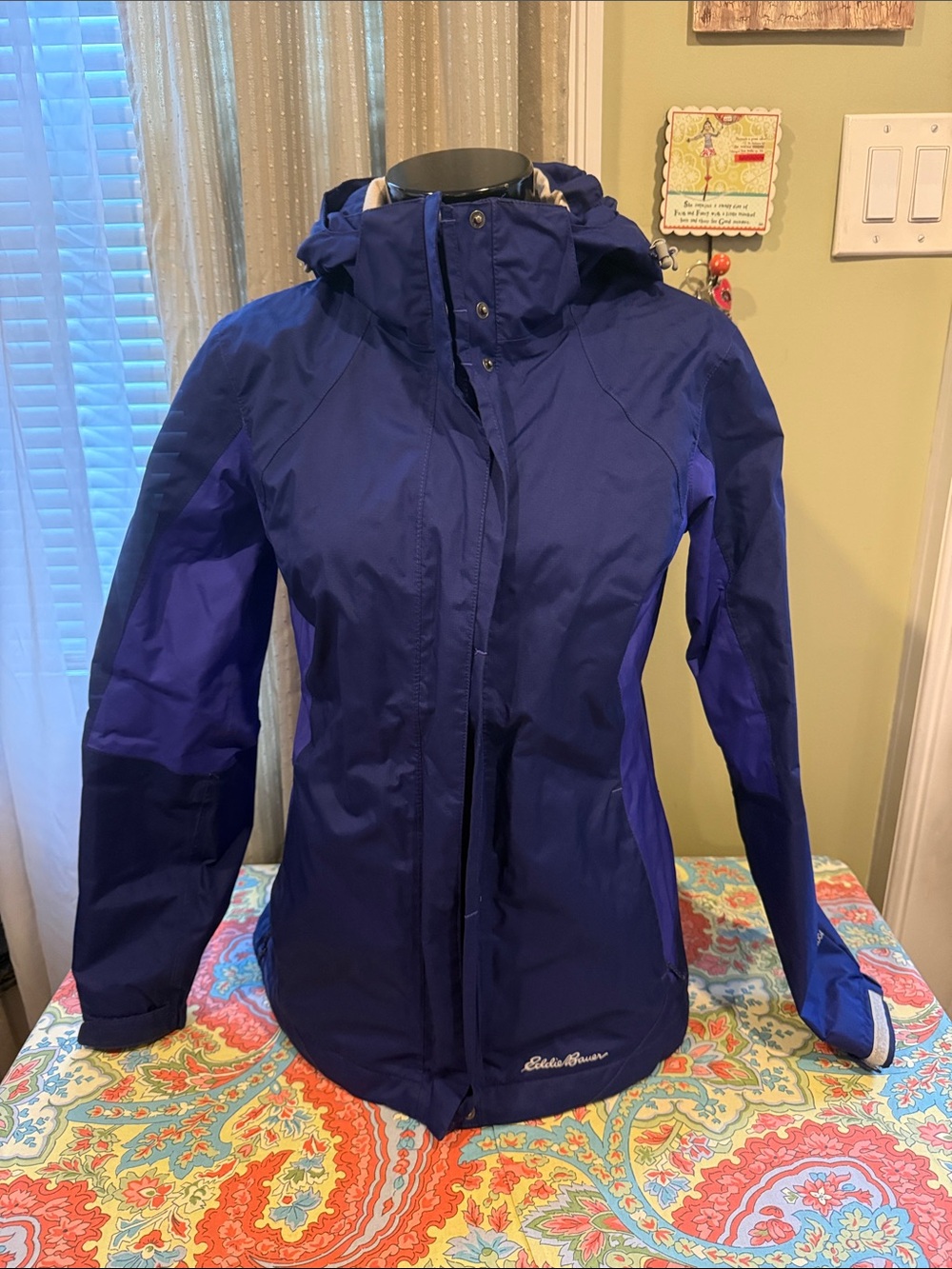 Eddie Bauer Women's Hooded Weatheredge Jacket - Royal Blue